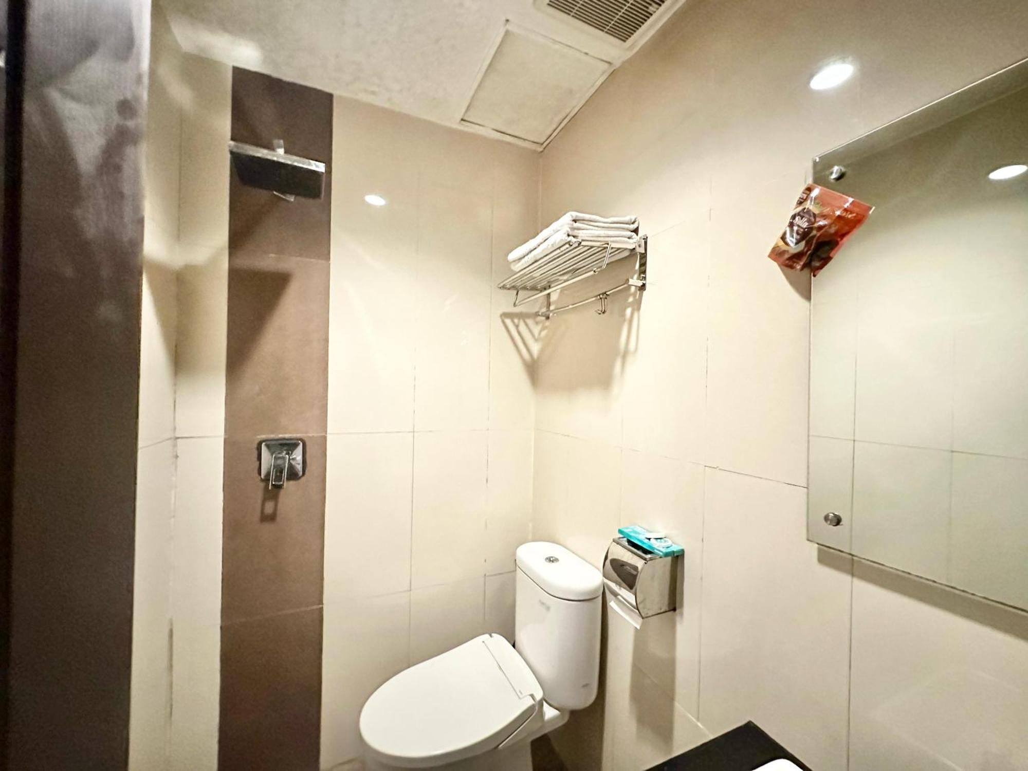 吾家酒店 坤甸 外观 照片