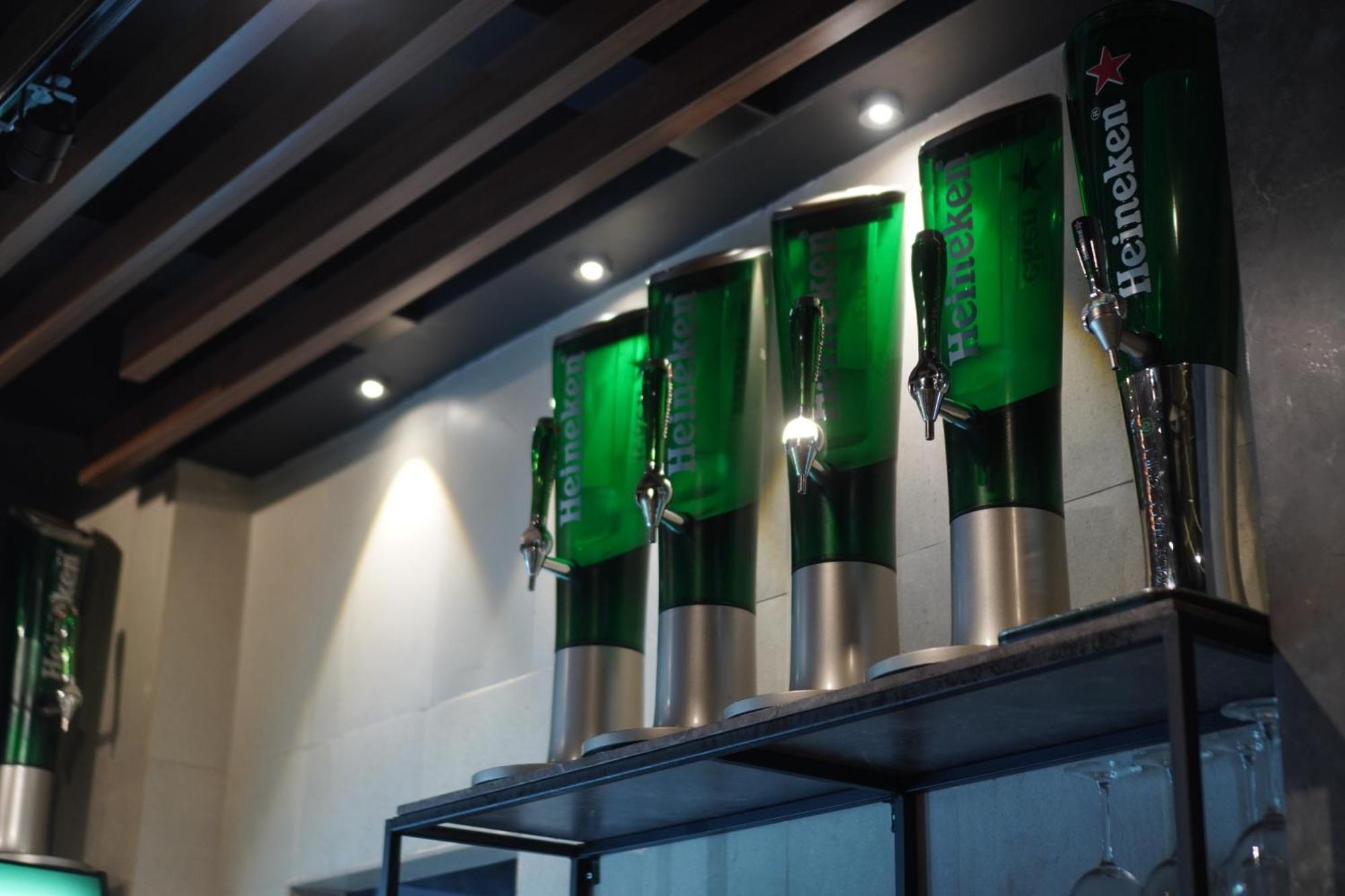 吾家酒店 坤甸 外观 照片